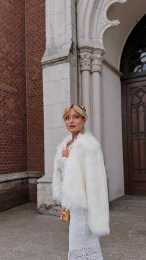 Elegancka kurtka futrzana - ECRU