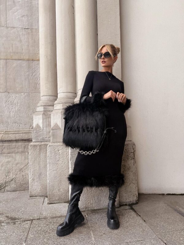 Knitted midi dress with fur - BLACK