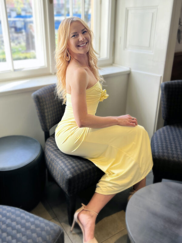 Elegancki komplet ze spódnicą – Butter Yellow (pastelowy żółty)